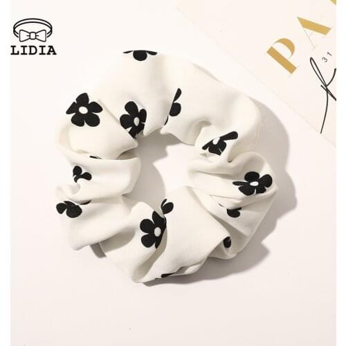 2021 Women Headwear Hair Circle Rope Flower Printed Letter Simple Black White Ponytail Holder Elastic Scrunchies Girls Ornament