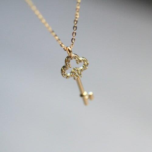 9k Gold Classic Casual Key Pendant Simple Europe and America