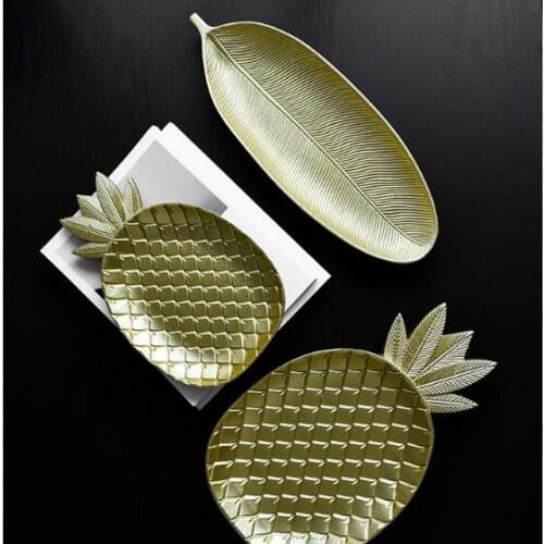 1PC Simple Nordic Golden Pineapple Dessert Fashion Geometry Table Store Candy Wood Receiving Plate Storage Tray ME 024