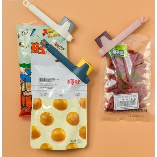 A2953 Kitchen Tools Food Sealing Device Plastic Bag Discharge Nozzle Food Moisture-Proof Sealing Clip