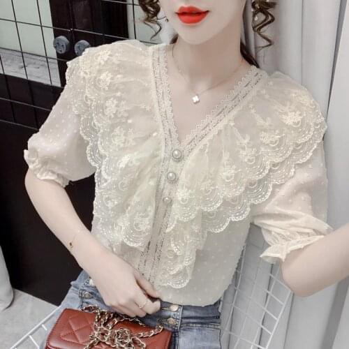 Fashion foreign style V-neck shirt women 2021 summer new style Korean temperament all-match short-sleeved chiffon top