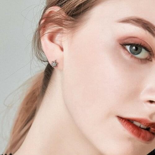 Lo Paulina 2021 Snowflakes CZ Stud Earrings Sterling Silver S925 For Fashion Women Christmas Birthday Gifts Fine Jewelry