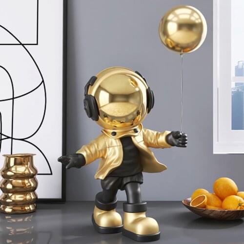 Creative Astronaut Home Decor Living Room TV Cabinet Porch Wine Cabinet Decorative Figurine Office Desktop Ornaments Accessories