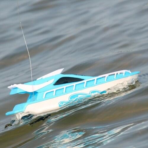 40JC Fine Remote Control Speedboat Wireless Kids Toys Specifically for Age 5-12 Under Water Vehicle Aerodynamic Design