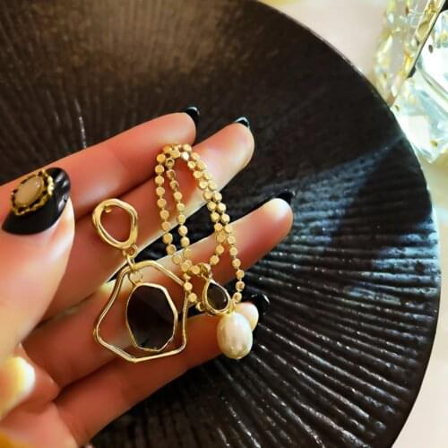 Summer new personality creative asymmetric geometric pendant earrings luxury fashion prom party earrings for women