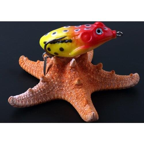 2PCS 6cm11g Soft Bait Plastic Frog Soft Fishing Lures With Hooks Topwater Ray Frog Artificial Soft Bait Wobbler Bass Sea
