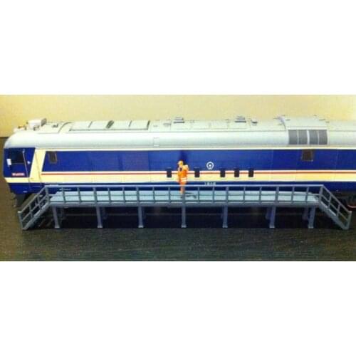 2pcs / lot 1:87 Model Train ho scale diy toy locomotive repair station architectural sand table Model materials Free Shipping