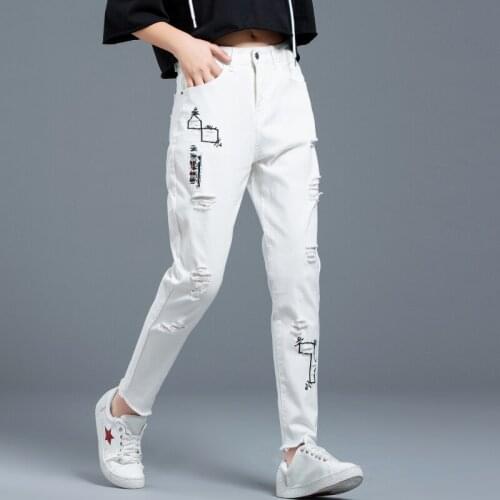 WQJGR Women's Jeans With Embroidery