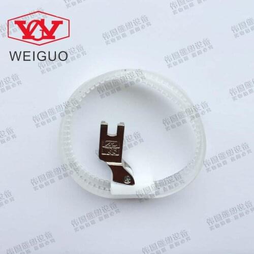 Sewing Mchine Parts Chi flat foot T35 roller presser foot to do down jacket cotton sewing zipper foot plastic roller foot