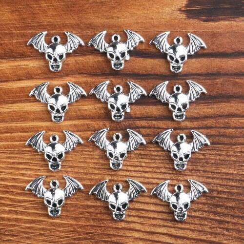 Personalized Skull Shaped Metal Zinc Alloy Pendant Necklace Retro Zinc Alloy Material DIY Handmade Necklace Pendant Jewelry