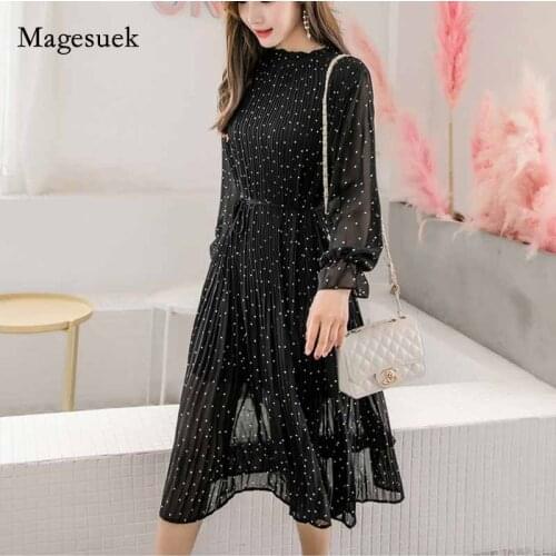 2020 New Korean Fashion Women Long Sleeve Polka Dot Pleated Dress Black O-Neck Vintage Spring Lady Long Chiffon Dress 3670 50