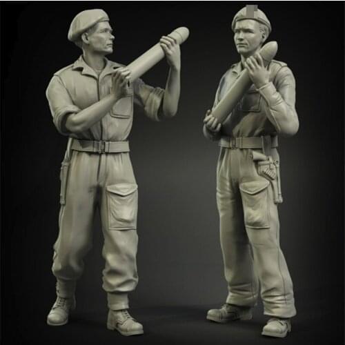 2pcs Soldier Install Ammunition Resin Figure 1/35 Scale Model Kit Assembly Models Kit Resin Colorless Self-Assembled Toy No.588