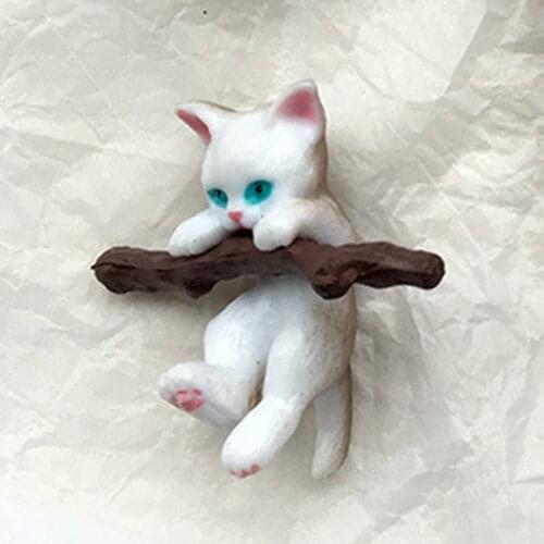Creative Cute Branch Cat Car Pendant Ornament Resin Car Interior Decor