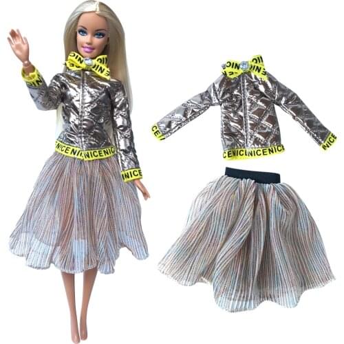 NK 1 Set Handmade Outfit Casual Wear Fashion Print T-shirt Blouse Gray Skirt for Barbie Doll Kids Toy Accessories 04F 5X