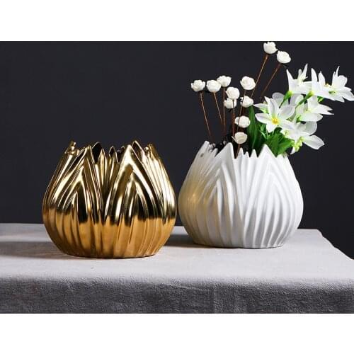 Ceramic Floral Vase Metallic Gold Embossed Hammered Texture Mini Ceramic Planter Pot Centerpieces Decor