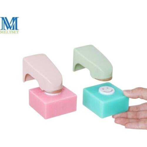 1 PC Portable New Magnetic Soap Holder Dispenser Kitchen Bathroom Shower Wall Mounted Sticking Soap Dishes