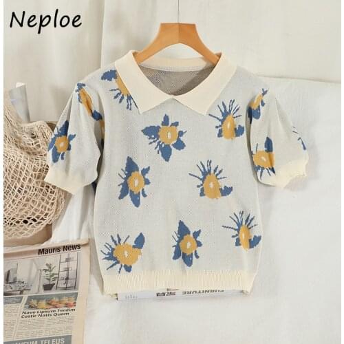 Neploe Korean Vintage Print Knit T Shirt Women Turn Down Collar Short Sleeve Tees Summer 2021 New Loose Ladies Top All Match