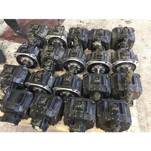 Servo motor SGMDH-22A2A-YR13 , Used one ,90% appearance new , 3 months warranty , fastly shipping