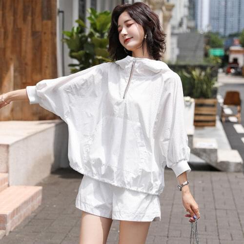 Hooded Bat Shirt Two Piece Set 2021 Summer New Women Seven Point Sleeve Hoodies And Short Pants Korean Loose Casual Set aq370