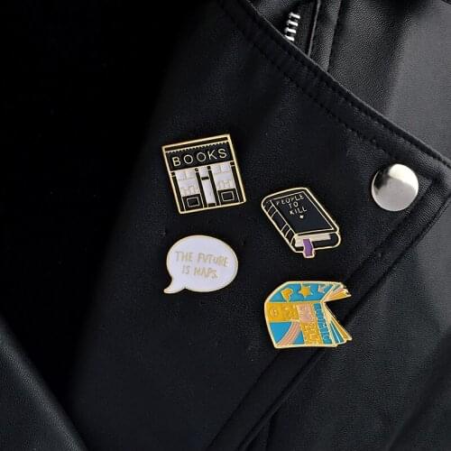 4pcs/set PEOPLE TO KILL COMIC Black book Bookstore Brooch Collar Corsage Shirt bag cap Jacket Pin Badge Cartoon Jewelry Gift
