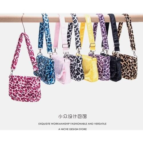 Faux Fur Women Shoulder Bag Casual Plush Lady Tote Handbag Fashion Chain Larger Capacity Shopping Bag Travel Purse Female Winter