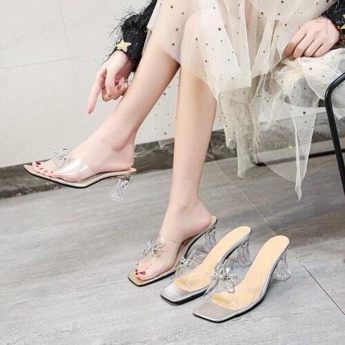2021 New Bowknot Fashion Women Sandals Summer Open Toed High Heels Transparent Heel Slippers Party Shoes Pumps Womans Shoes Hot