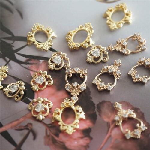 10pcs Lace Hollow Heart Gold Crystal Zircon Nail Art Rhinestone metal manicure nail accessories DIY Nail Decoration Nails charms