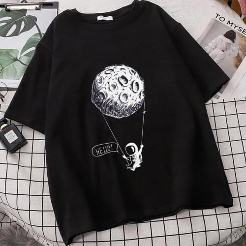 Astronaut Women Vintage Tumblr Ulzzang T Shirts Camisetas De Mujer Anime Tops Harajuku Tee Shirt Femme Roupas Femininas Vetement