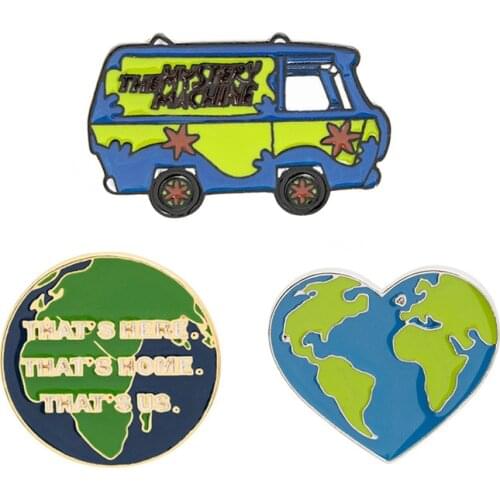HE MYSTERY MACHINE Travel Map Enamel Pins Custom Cartoon Scooby Bus Brooches Lapel Pin Shirt Bag Fun Badge Old School Jewelry