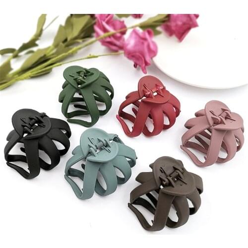 New Arrival Large Size Fish Shape Hair Clips Ponytail Holder for Women Girls Banana Clips Crabs Claws Hair Styling Accessories