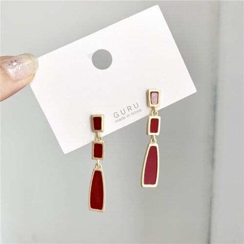 Korea temperament ins wine red long earrings cold wind restoring ancient ways earrings ear clip 824 female personality