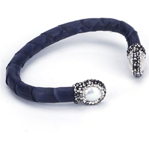 Irragular Natural Freshwater Pearl Rhinestone Charm Jewelry Dark Deep Blue Real Leather Wrap Open Bracelet Cuff Bangle for Women