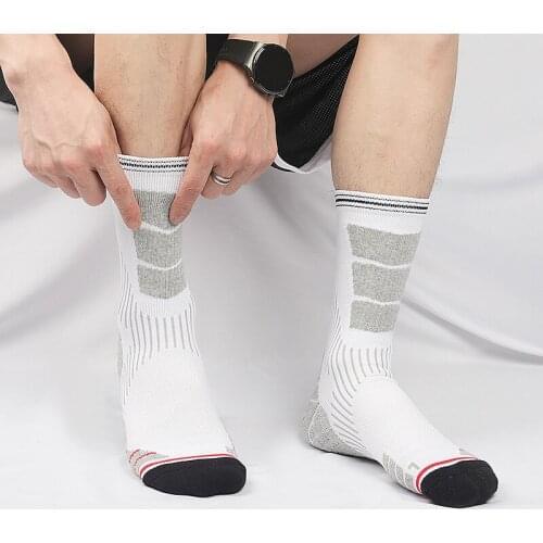 High Quality New Men Outdoor Sports Elite Basketball Socks Men Cycling Socks Compression Socks Cotton Towel Bottom Mens Socks