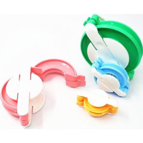 4 Size Pom pom Maker Manual Weaver Needle Knitting Crafts Bobble DIY Tool Kit UK