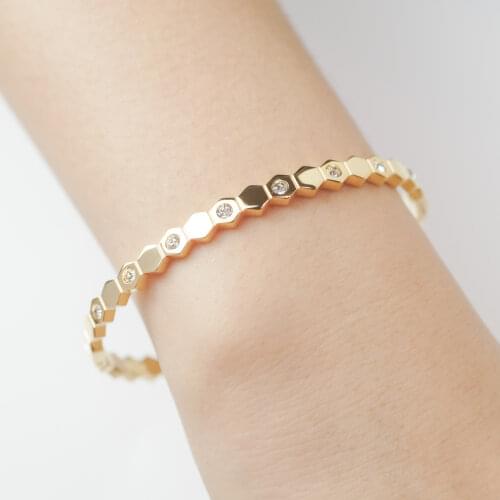 Luxury Rhombic-shaped Honeycomb Crystal Cuff Bangle Bracelets For Women Stainless Steel Bracelet Fashion Girls Jewelry Gifts