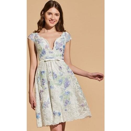 Tanpell lace homecoming dresses appliques v neck cap sleeves knee length a line gown women customed graduation homecoming dress