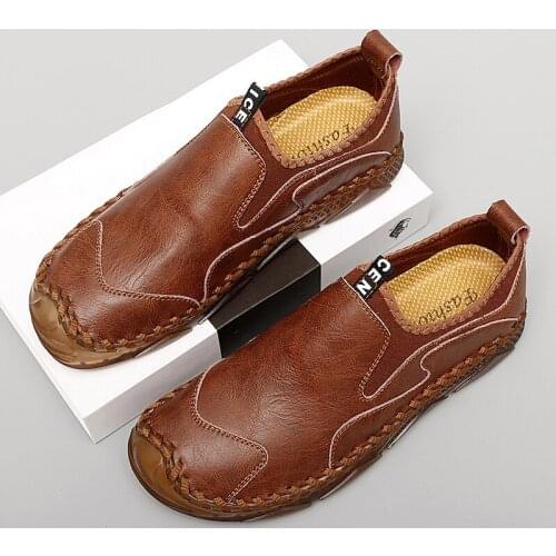 Mens Leather Loafers Leather Stitching Fashion Slip-On Shoes Classic Sewing Soles Driving Shoes Retro Style Casual Men Shoes