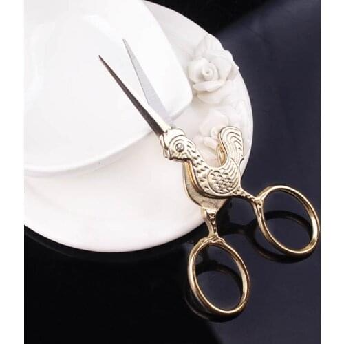 Exquisite European Retro Tower Crafts Classic Sewing Scissor For Embroidery Craft Art Handicraft Tailor Vintage Scissor Tool