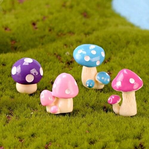 Small Resin Mushroom Doll Mini Garden Moss Decor Ornament Miniature Figurine Micro Landscape DIY Accessories