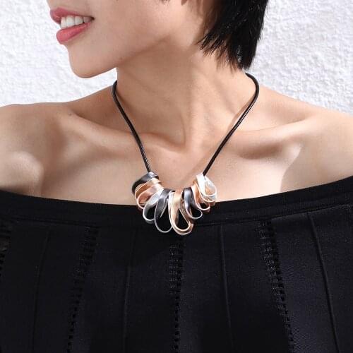 Fashion Chokers Statement Necklaces&Pendants Silver Color Jewelry On The Neck For Women Female Suspension Decoration Accessories