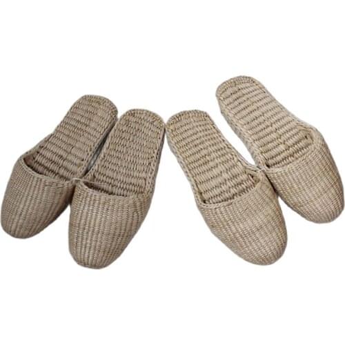 2020 JARYCORN Ms. Mens Straw Slippers Handmade Chinese Sandals Unisex Summer Home Shoes New Couple Shoes Hot Slippers