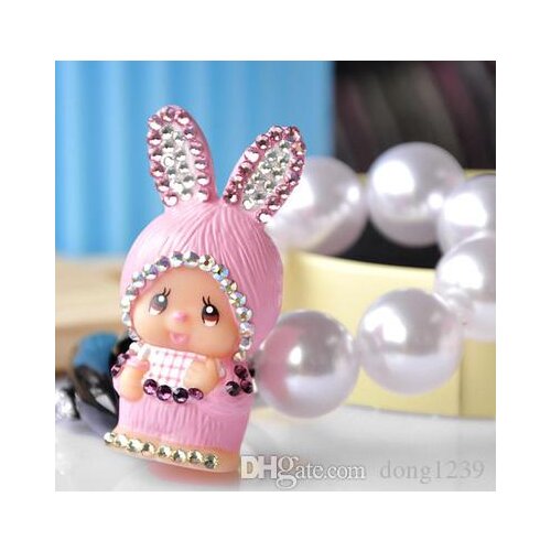 With a female pink rabbit Pearl Bracelet