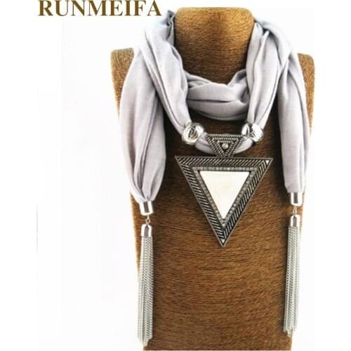 2018 Woman Triangle Charms Scarf Foulard Women Pashmina Echarpe Drop Pendant Scarves Christmas Gift Jewelry Scarves Necklace