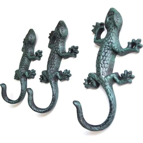 Vintage Cast Iron Wall Hook Gecko Shaped Cloth Hook Cabinet Knobs Wall-mounted Antique Decorative Garden Hook Wall Decoration