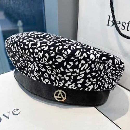 Vintage Womens Hat Style Leopard Painter Hat Round Beret Painter Cap for Ladies Pu Brim Beanie Hats Femme Aldult Caps