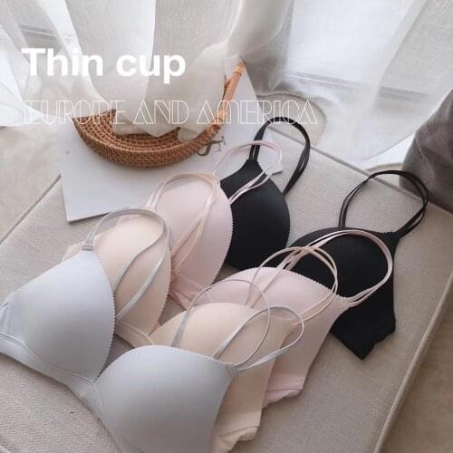 Non-marking and non-steel ring, lightweight and comfortable gather-up adjustable triangle cup womens bra