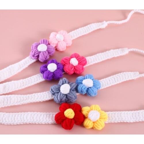 Pet Collar Two-tone Sunflower Handmade Knitted Neck Strap For Cat Dog Rabbit Easy Wear Decorative Neck Ring Adjustable Accessory