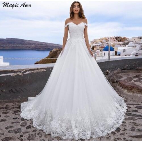 Magic Awn Off The Shoulder Wedding Dresses Boho 2021 Lace Appliques Beach Princess Wedding Party Dress Lace Up Back Robes Mariee