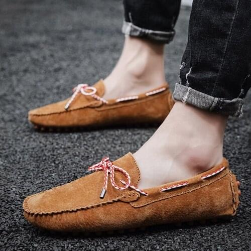 Moccasins Men Loafers High Quality cow suede Leather Shoes Men slip on Flats Lightweight Driving Shoes men Flats Sneakers