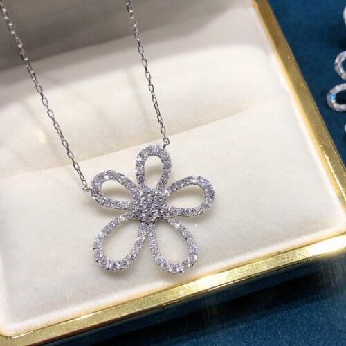 Aazuo 18K Orignal White Gold Real Diamond 1.20ct Fairy Fashion Big Flower Necklace With Gold Chain gifted for Women Wedding